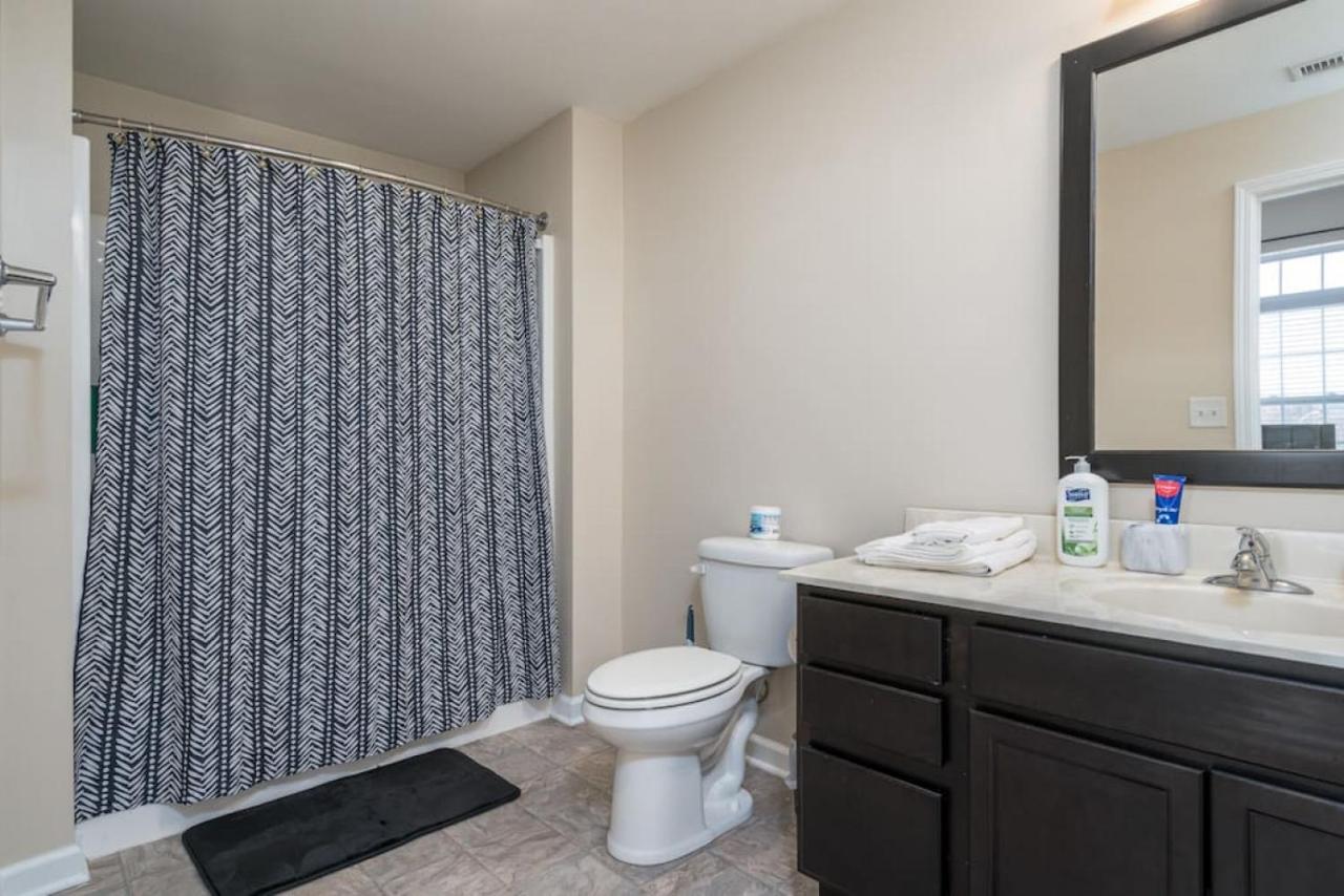 Private Bed Downtown Indy - Shared Apartment Indianapolis Luaran gambar